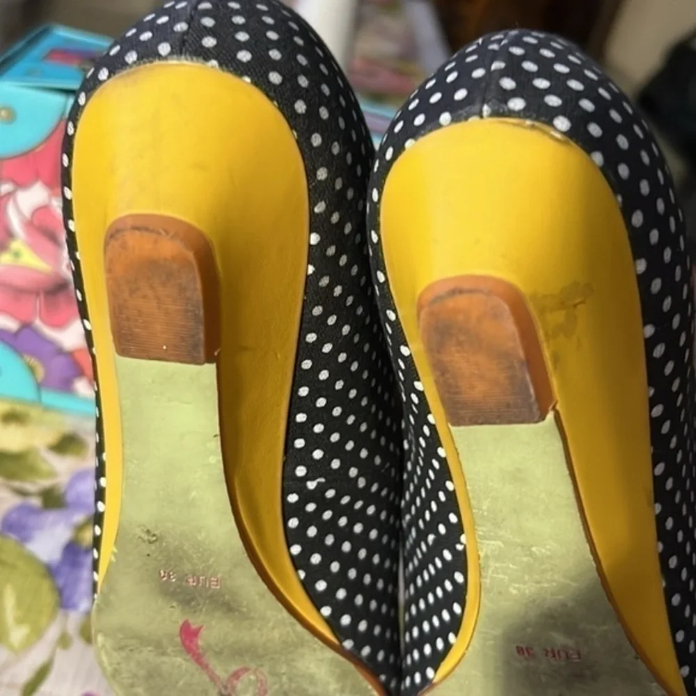 POETIC LICENSE | A Charmed Life Retro Print Polka Dot Print Wedges, size 38